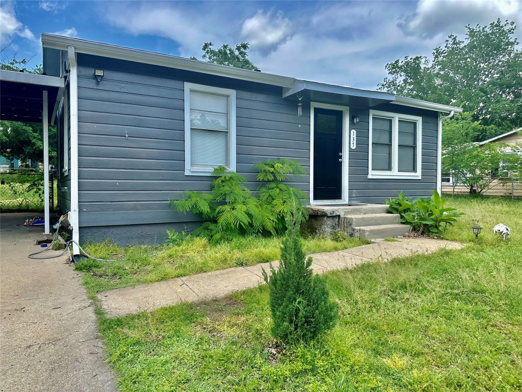 137 Lynn Drive, Azle, TX 76020 — photo 1