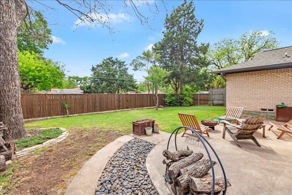 8030 Hunnicut Road, Dallas, TX 75228 — photo 1
