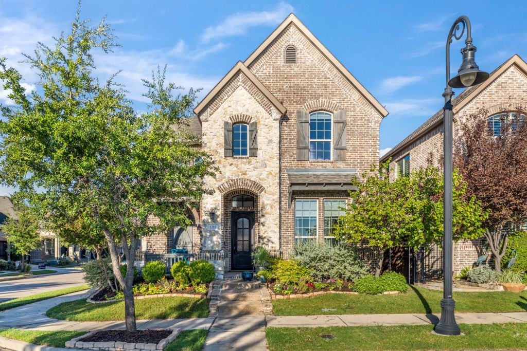 1201 Ivy Charm Way