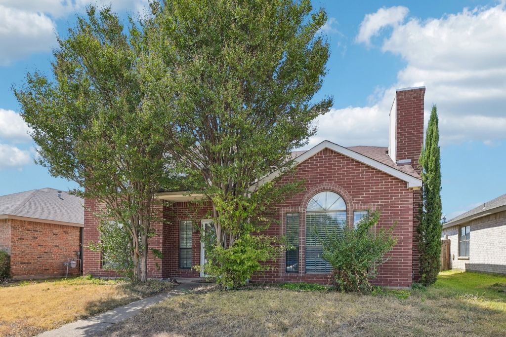 4357 Walsh Lane, Grand Prairie, TX 75052 — photo 1