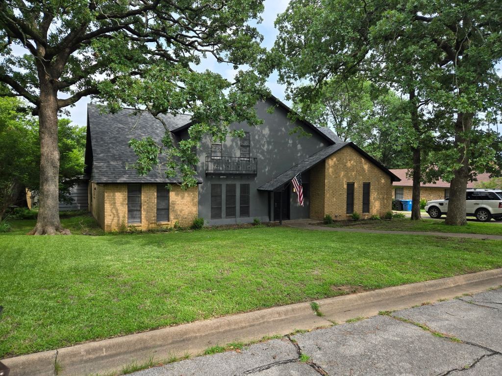 606 Queens Road, Denison, TX 75020 — photo 1