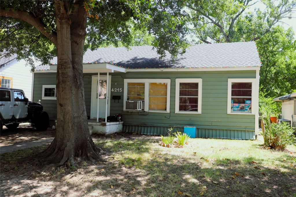4215 Gee Street, Greenville, TX 75401 — photo 1