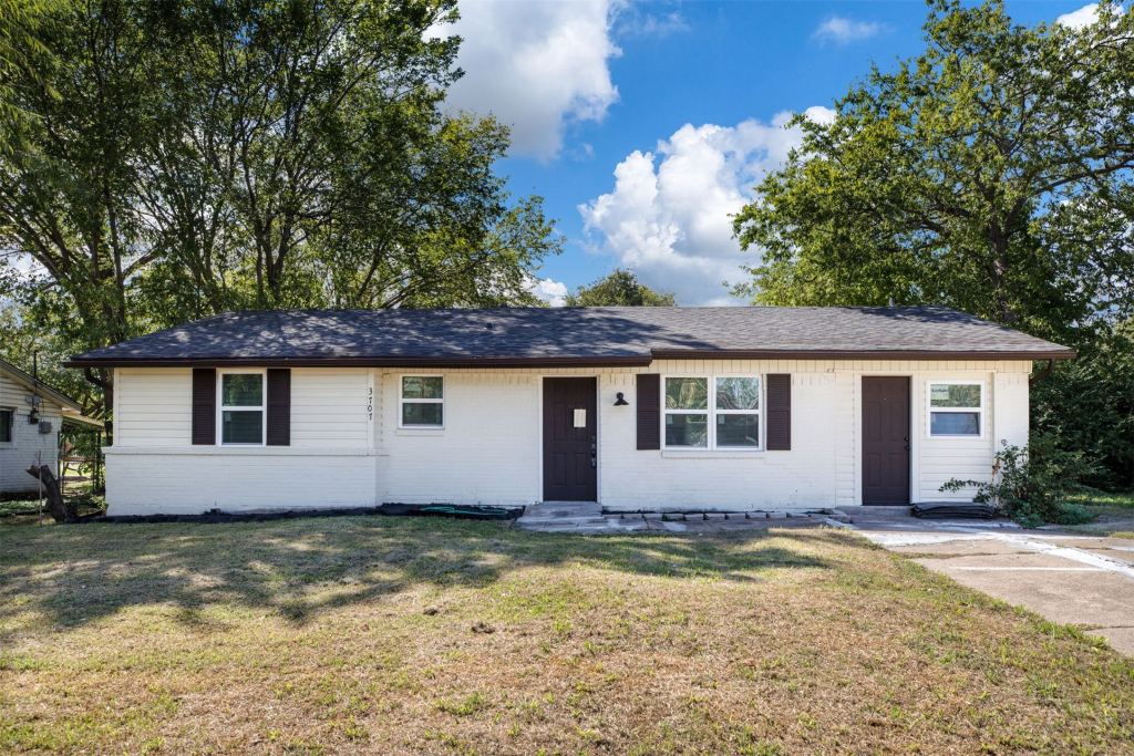 3707 Casa Ridge Drive, Mesquite, TX 75150 — photo 1
