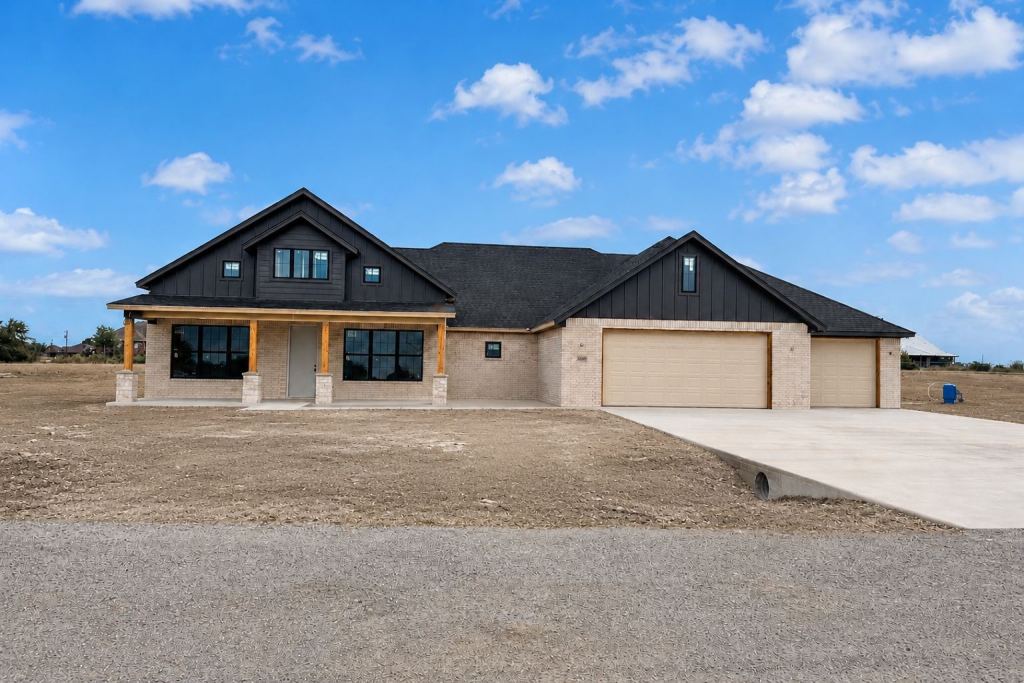 1050 Dove Hill Branch, Weatherford, TX 76088 — photo 1