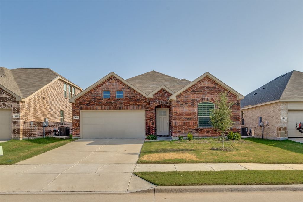 328 Ardsley Lane, Princeton, TX 75407 — photo 1