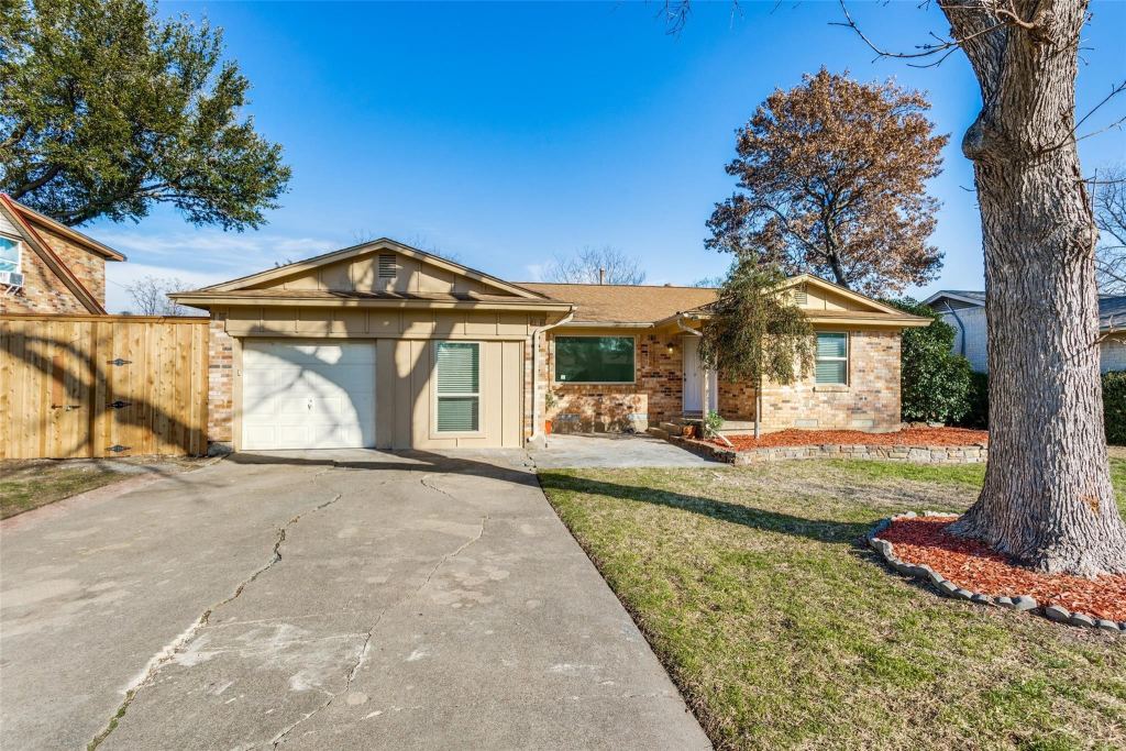 1606 W Shore Drive, Richardson, TX 75080 — photo 1