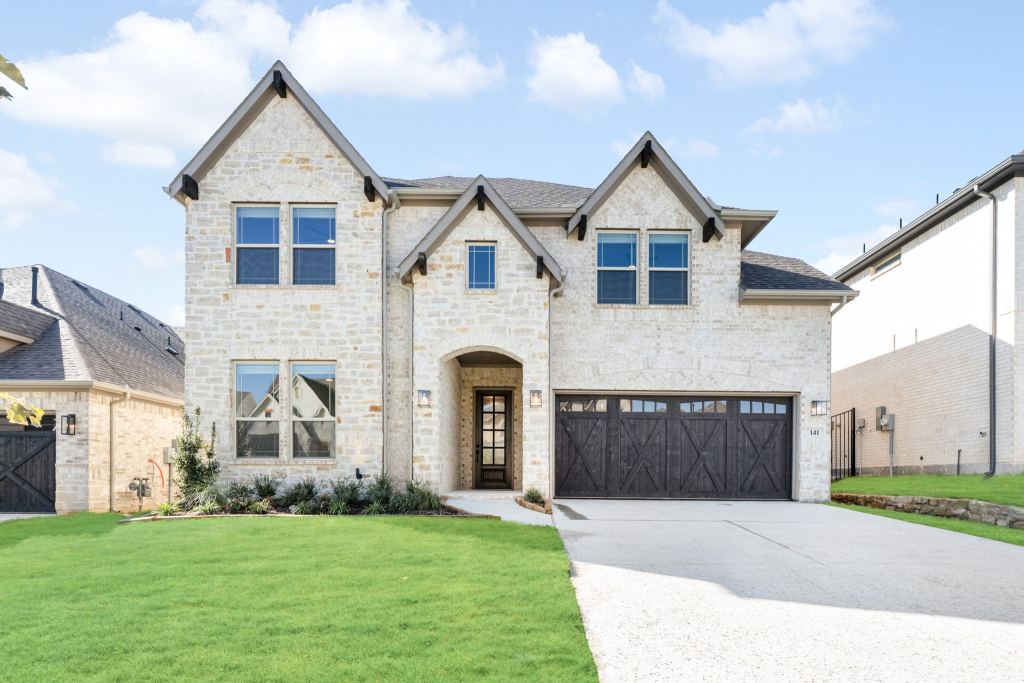141 Kingfisher Lane