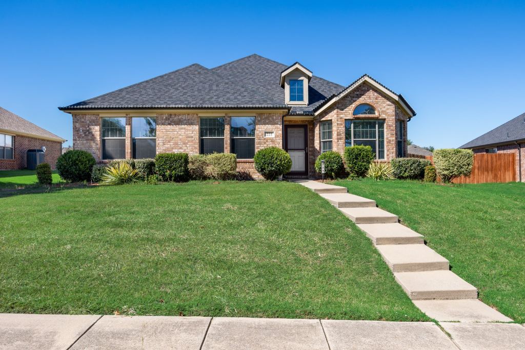 221 Cliffbrook Drive, Wylie, TX 75098 — photo 1