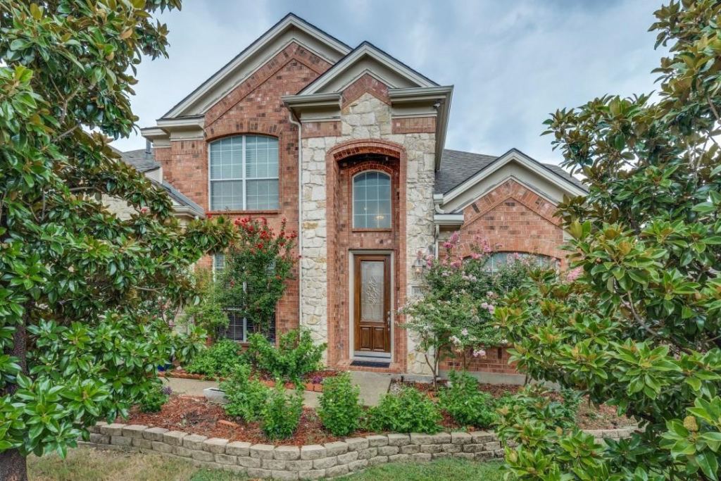 10327 Offshore Drive, Irving, TX 75063 — photo 1