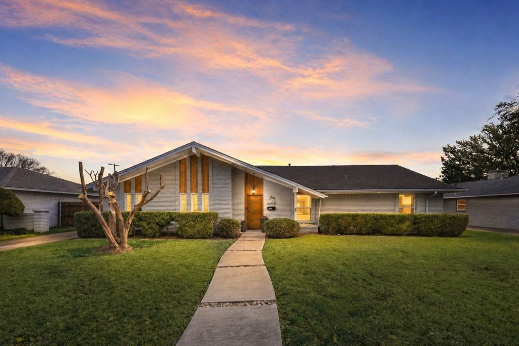 10040 Spokane Circle, Dallas, TX 75229 — photo 1