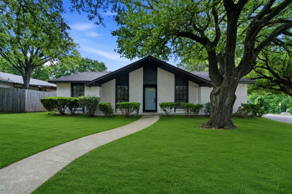 6422 Faircove Circle, Garland, TX 75043 — photo 1