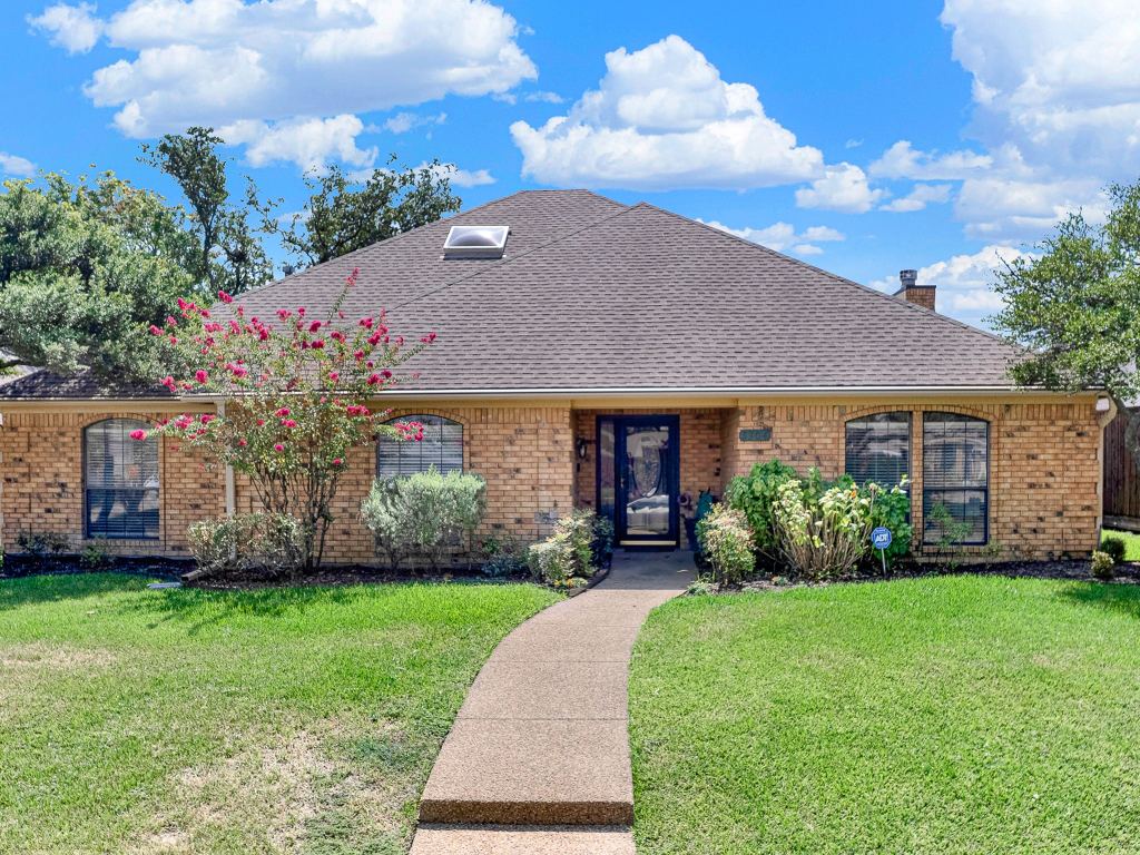 3304 Ashington Lane