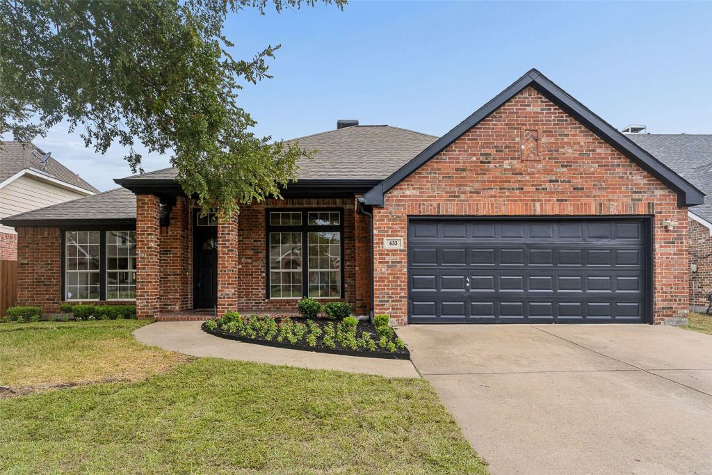 633 Trail Lake Drive, Richardson, TX 75081 — photo 1