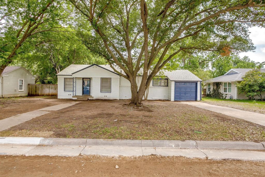 3557 Suffolk Drive, Fort Worth, TX 76109 — photo 1