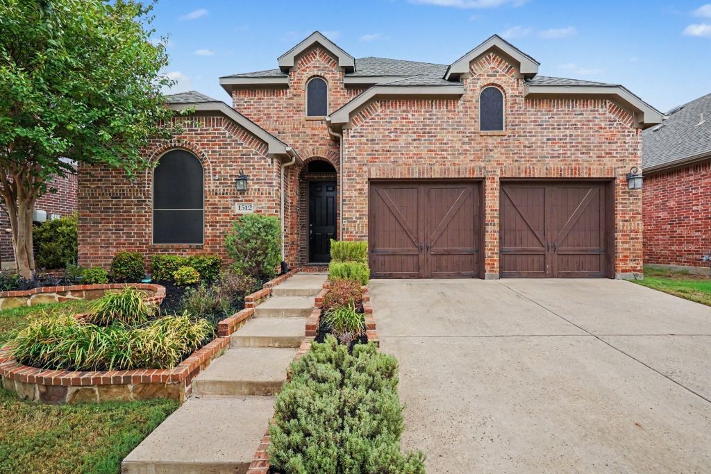 1512 8th Street, Argyle, TX 76226 — photo 1
