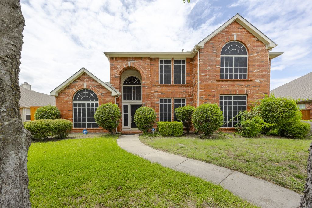 3103 Kingsbury Drive, Richardson, TX 75082 — photo 1