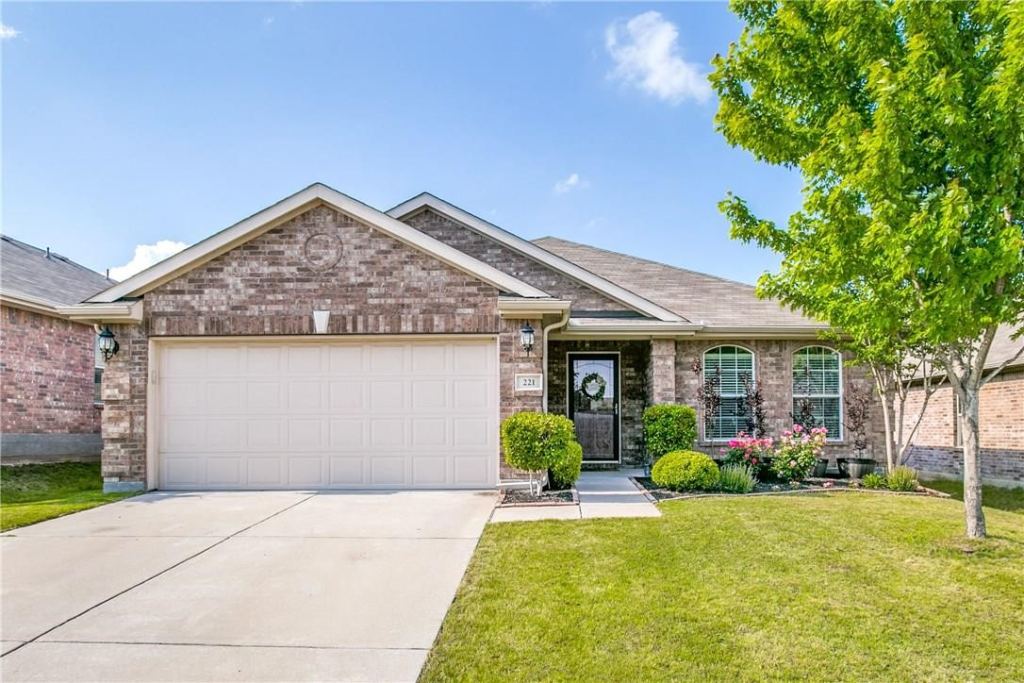 221 Creekwood Drive, Princeton, TX 75407 — photo 1