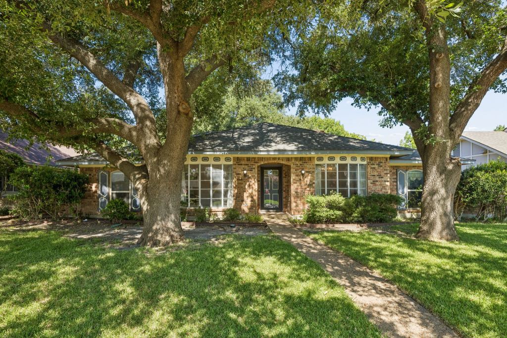 505 Fireside Drive, Richardson, TX 75081 — photo 1