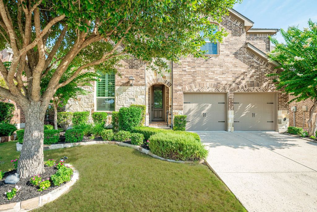 2724 Piersall Drive, McKinney, TX 75072 — photo 1