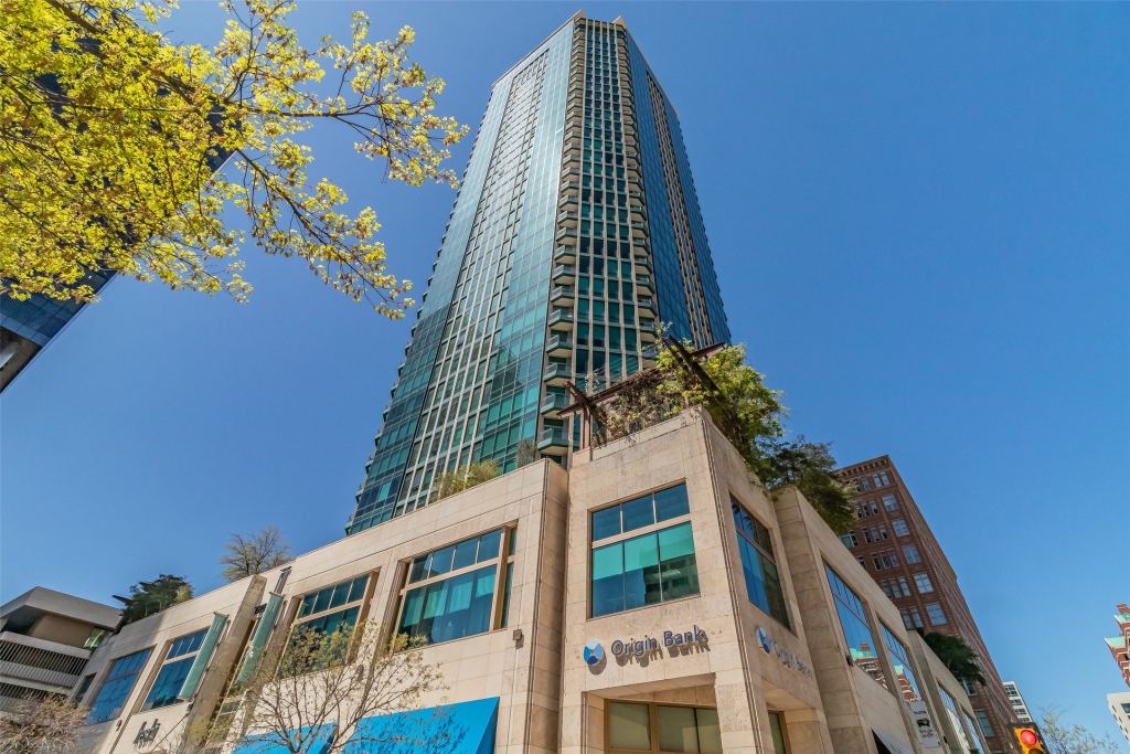 500 Throckmorton Street 2011, Fort Worth, TX 76102 — photo 1
