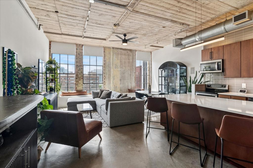 1122 Jackson Street 709, Dallas, TX 75202 — photo 1
