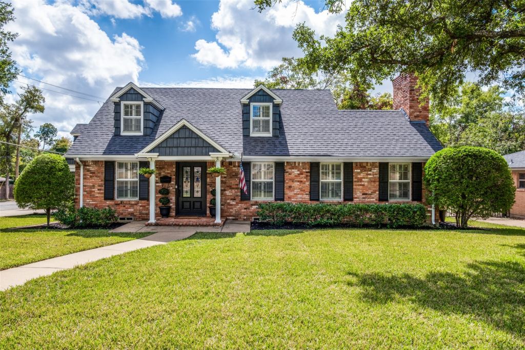 1734 Kiltartan Drive