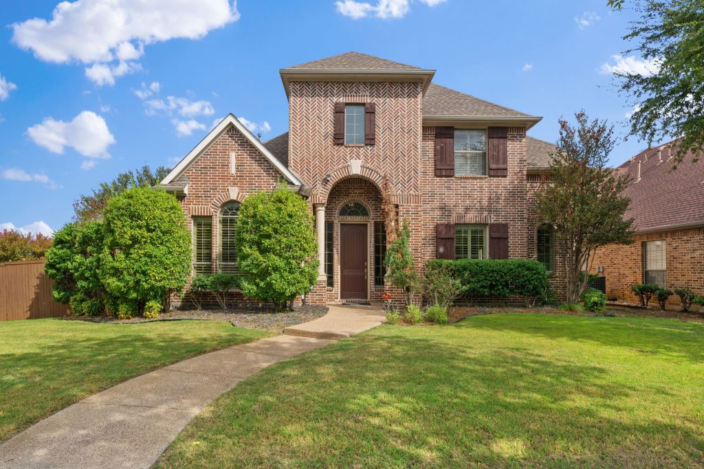 2241 Magic Mantle Drive