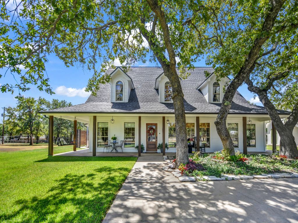 105 Mariah Drive, Weatherford, TX 76087 — photo 1