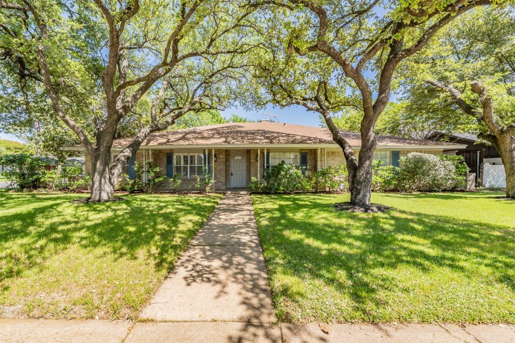 1718 Timbers Drive, Irving, TX 75061 — photo 1