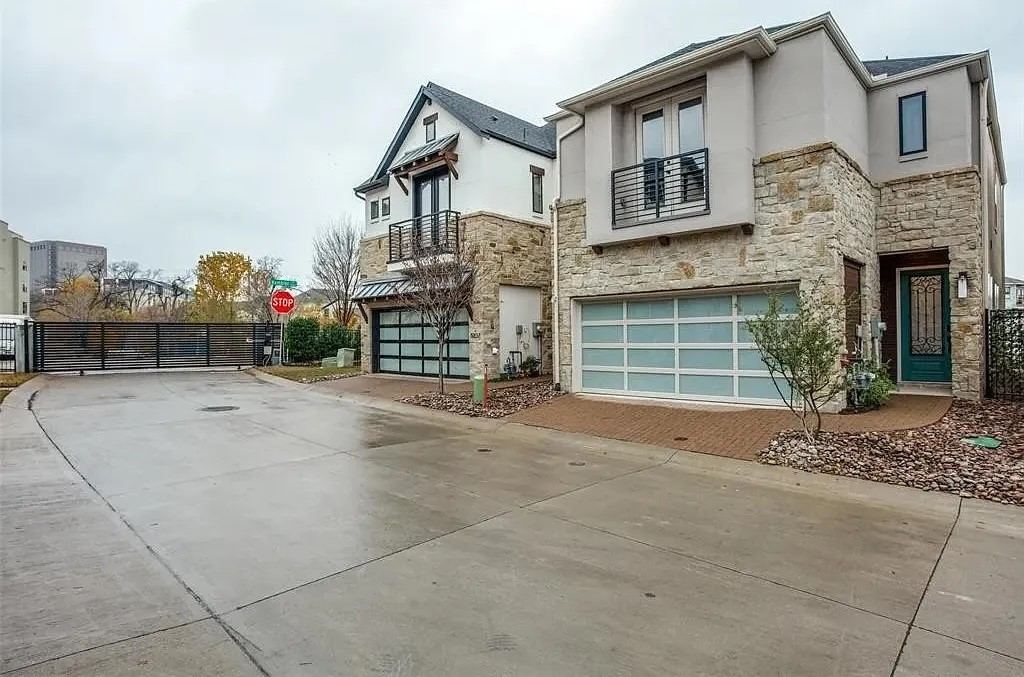 8207 Nunley Lane, Dallas, TX 75231 — photo 1