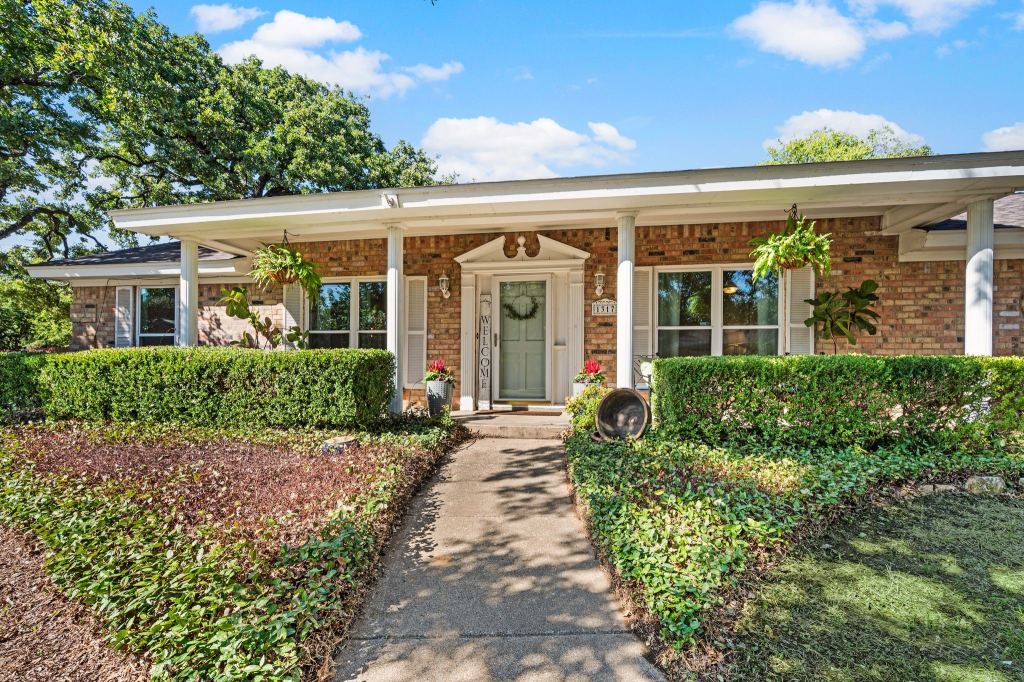 1317 Wade Drive