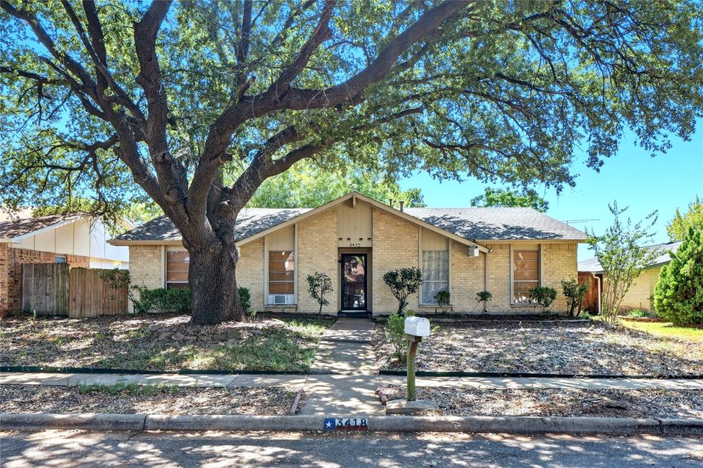 3418 Janwood Lane, Garland, TX 75044 — photo 1
