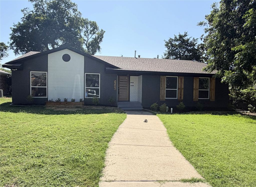 1104 Westwood Drive, Plano, TX 75075 — photo 1
