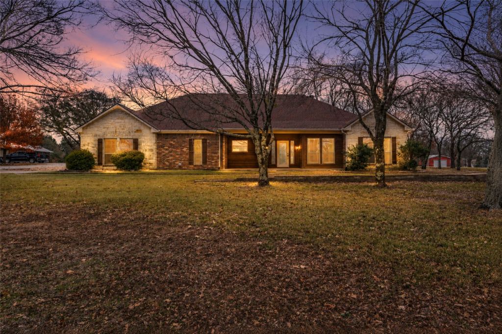 10471 Holly Creek Road, Terrell, TX 75160 — photo 1