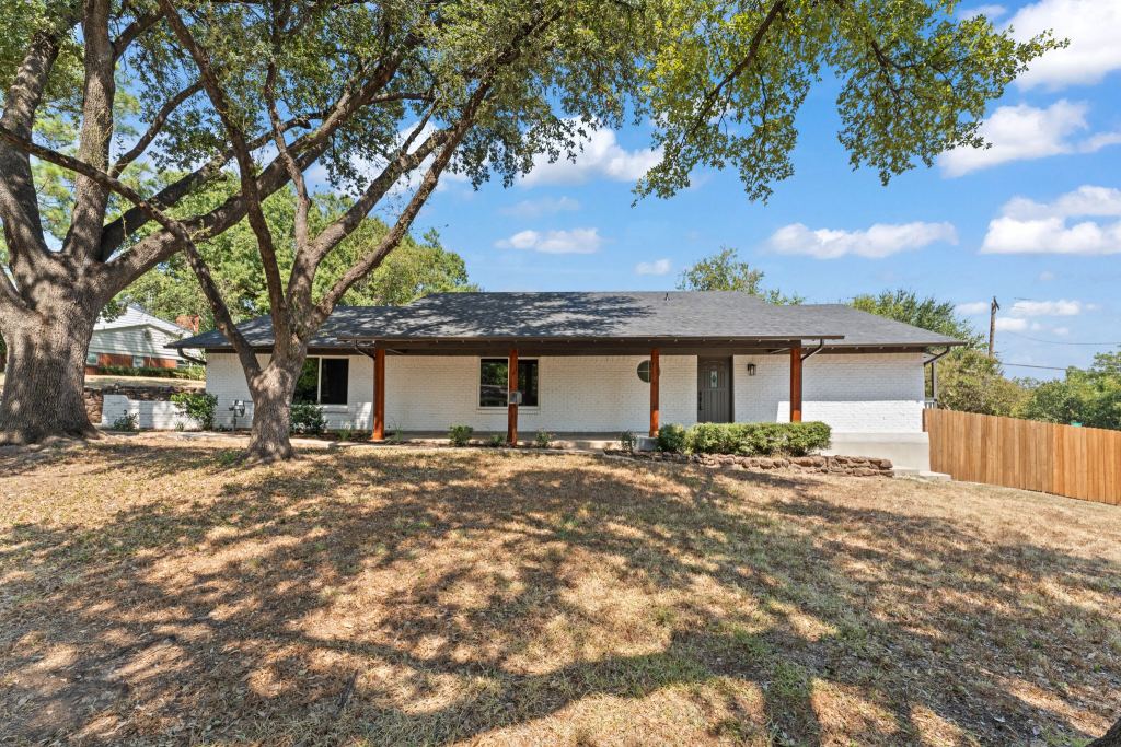 4824 Blaney Avenue, North Richland Hills, TX 76180 — photo 1