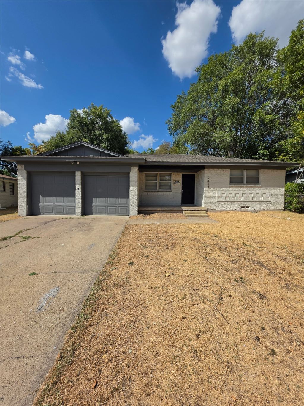 9421 Bluffcreek Drive, Dallas, TX 75227 — photo 1