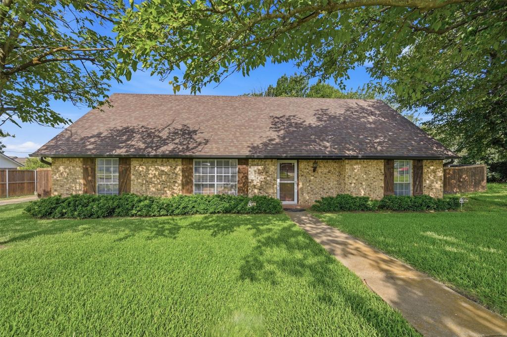720 Blanton Drive, Sherman, TX 75092 — photo 1