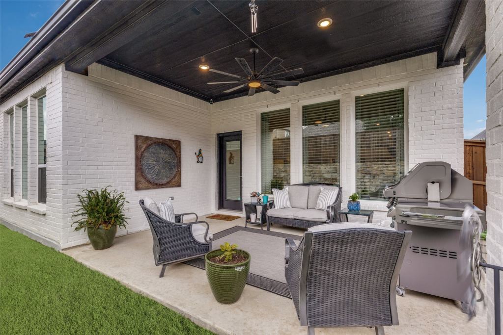 229 Savannah Lane