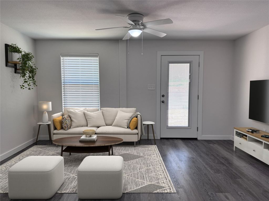 3607 Sioux Trail, Granbury, TX 76048 — photo 1