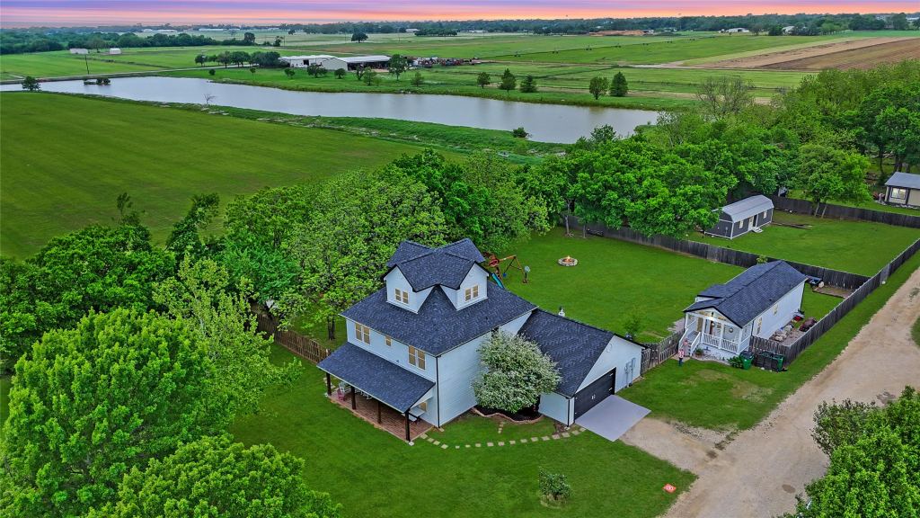 11061 Foutch Road, Pilot Point, TX 76258 — photo 1