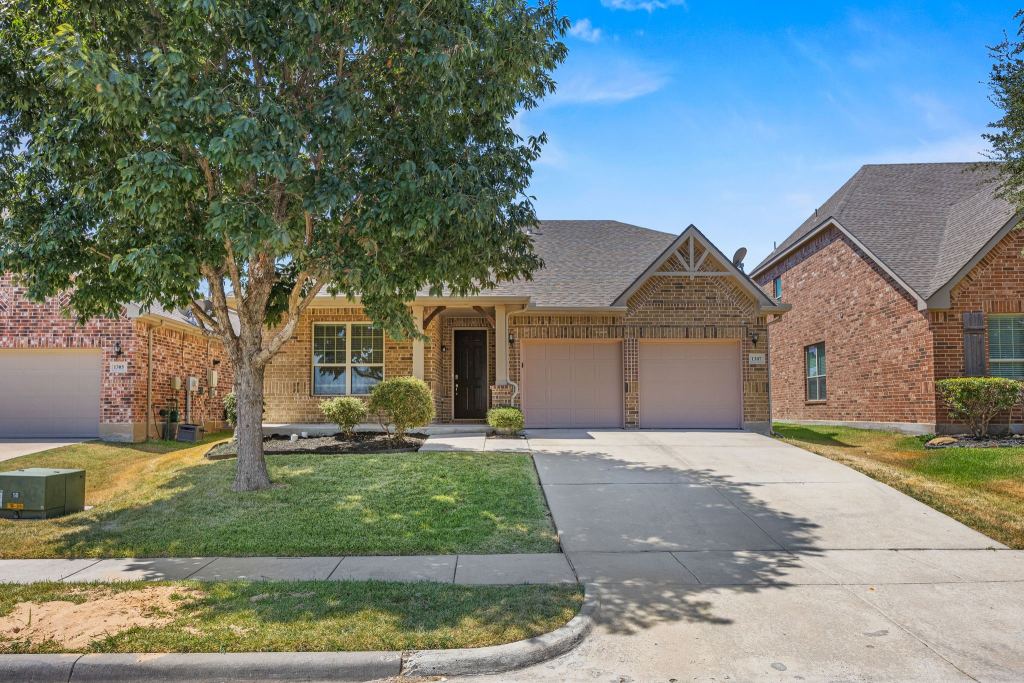 1307 Hidden Valley Drive, Wylie, TX 75098 — photo 1