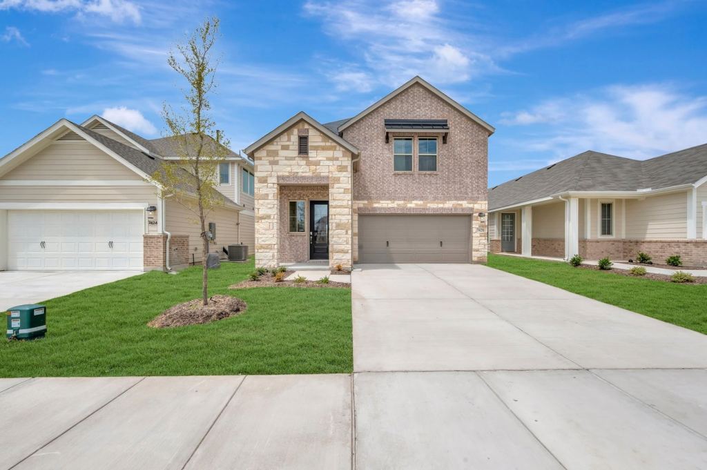 7420 Autumn Hill Drive, Denton, TX 76249 — photo 1