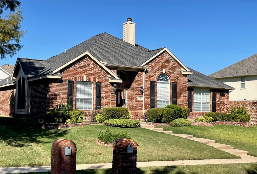 2413 Heather Glen Drive, Plano, TX 75025 — photo 1