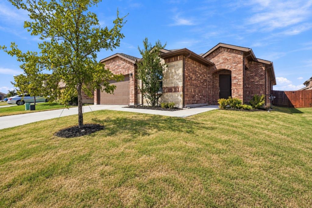 2228 Dyre Drive