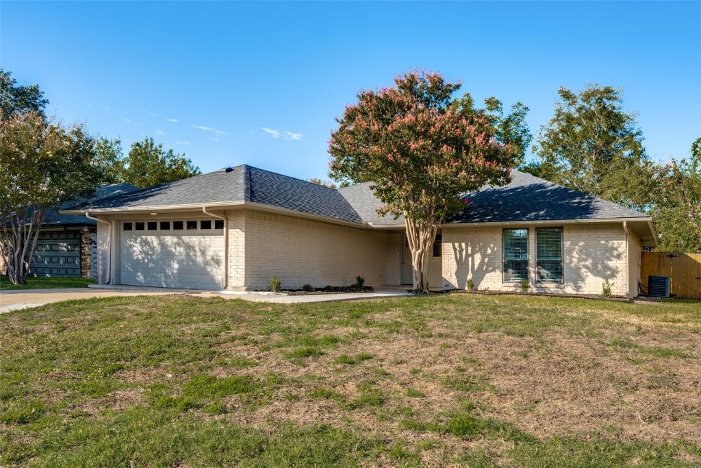 4113 Hemlock Street, Fort Worth, TX 76137 — photo 1