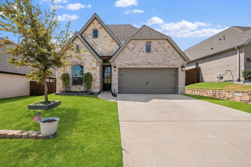 2412 Song Sparrow Lane