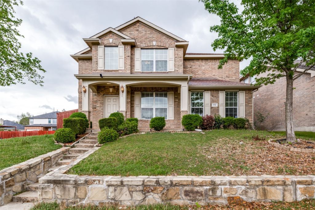 1926 Rustic Creek Drive, Garland, TX 75040 — photo 1