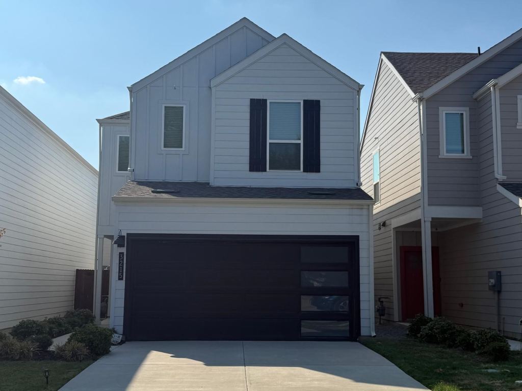 3215 Ash Park Drive, Richland Hills, TX 76118 — photo 1