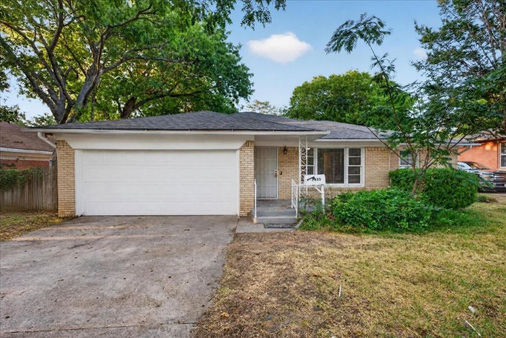 7433 Vallejo Drive, Dallas, TX 75227 — photo 1