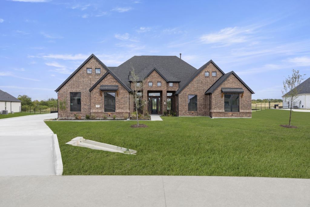 6633 Emerson Drive